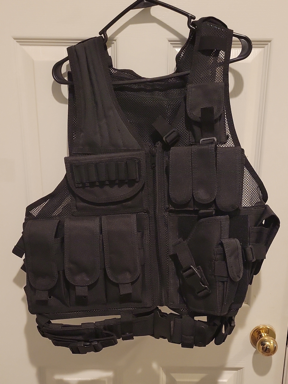 Source Unknown Black Tactical Utility Vest with Multiple Pouches